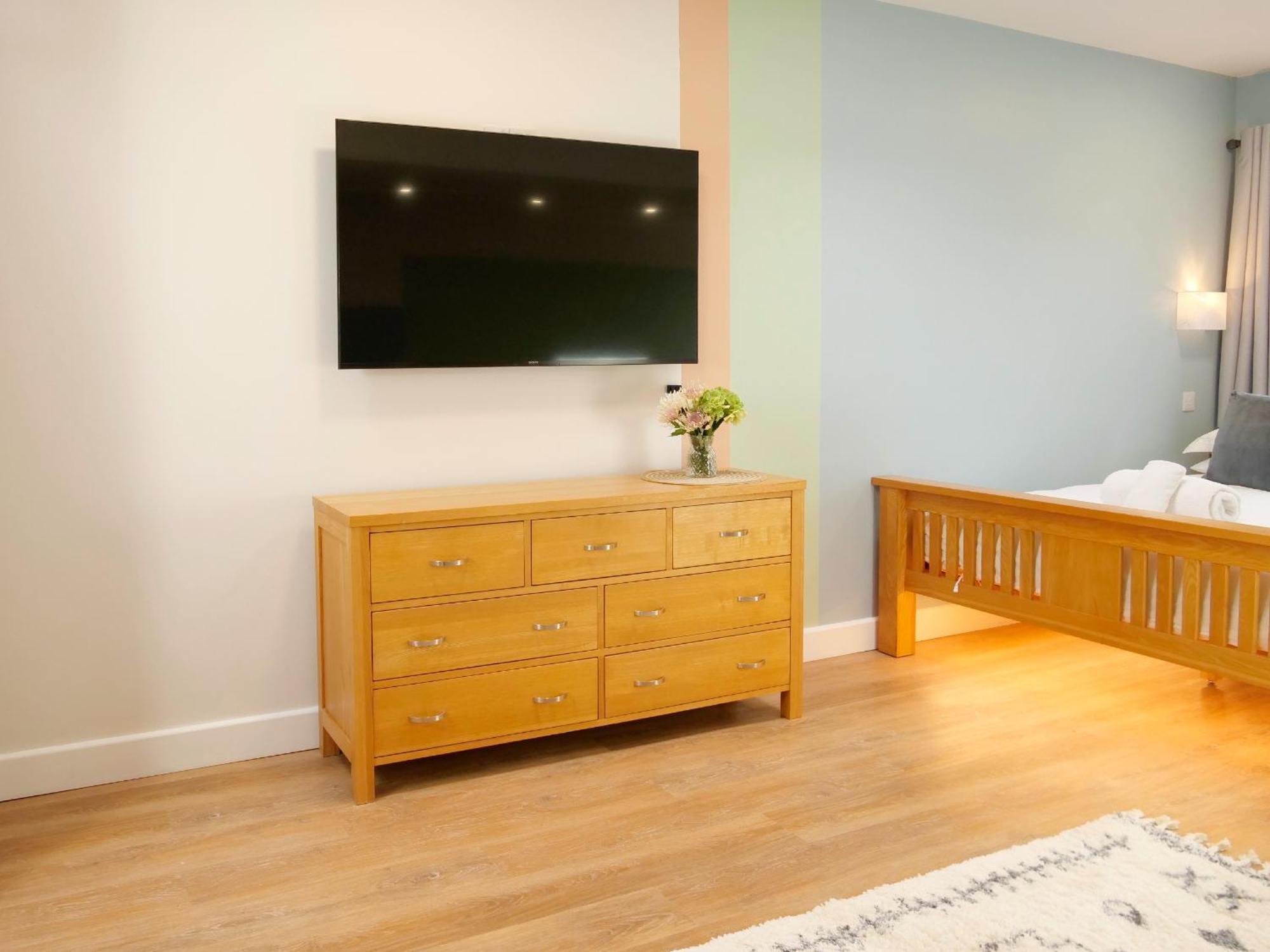 Ellingham Self-Catering Cottages Saint Peter Port Zimmer foto